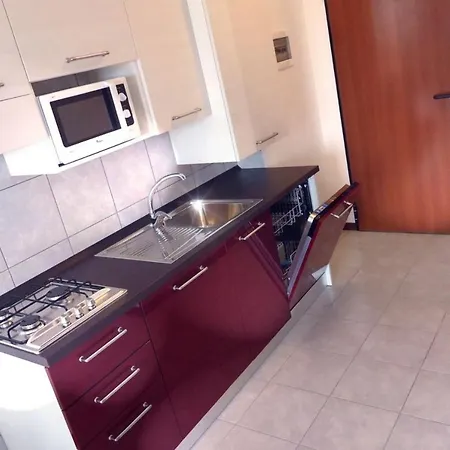 Family-friendly Flat Just 50mt From The Appartamento *